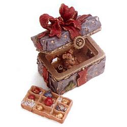 Toppers Ornament Boyds Treasure Box
